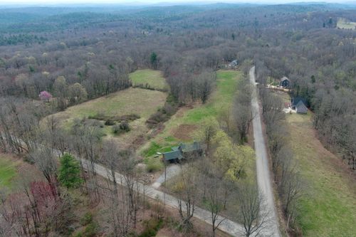 4 Reed Rd, Union, CT, 06076-4930 | Card Image