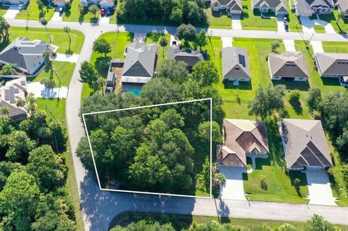22 Lucas Ln, Palm Coast, FL, 32137-9507 | Card Image