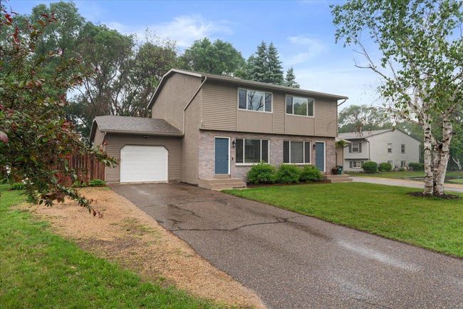 18-Front of Home.jpg | Image 20