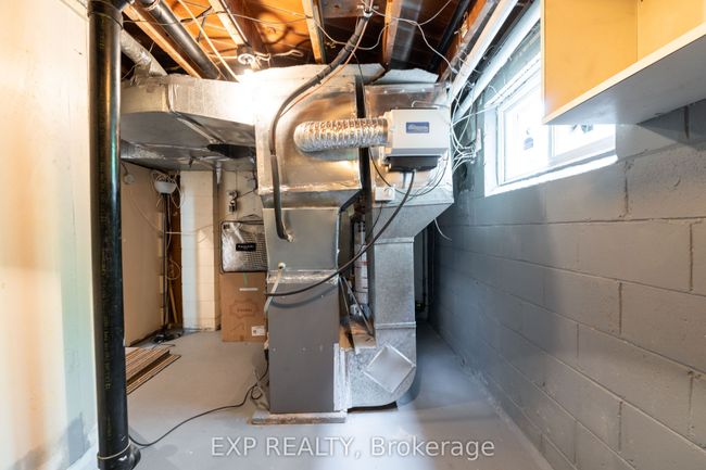 1195 Wecker Dr, House other with 4 bedrooms, 2 bathrooms and 5 parking in Oshawa ON | Image 25