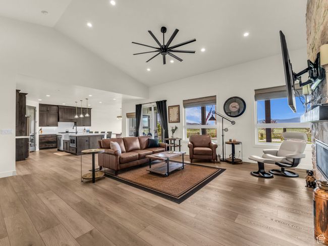 943 Hart Loop, House other with 3 bedrooms, 4 bathrooms and 2 parking in Kamas UT | Image 7