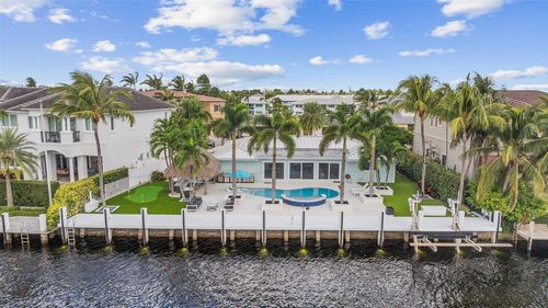 2330 Ne 35th St, Lighthouse Point, FL, 33064-8153 | Card Image