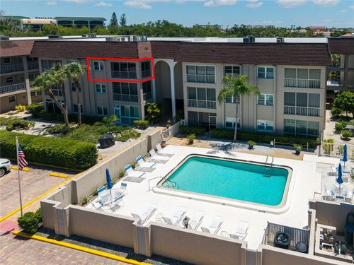 307-101 Park Blvd S, Venice, FL, 34285-2125 | Card Image