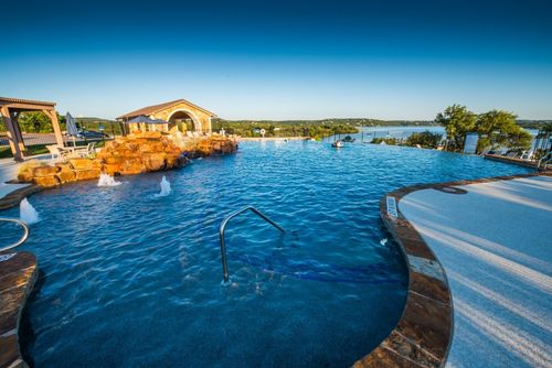 8008 Prairie Rye Dr, Lago Vista, TX, 78645-2077 | Card Image