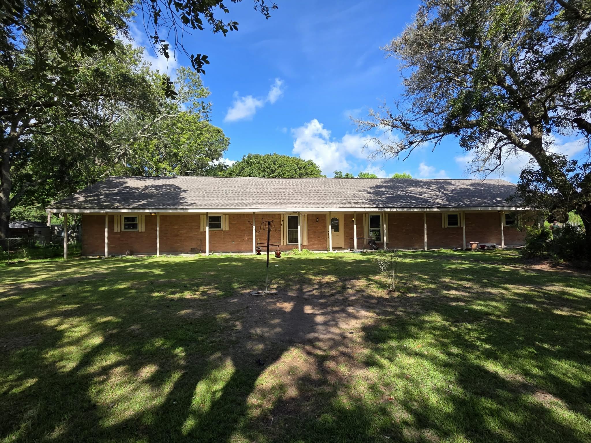 Residential in Winnie