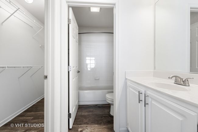 80 - 80 Gershwin Ct, Townhouse with 2 bedrooms, 2 bathrooms and 2 parking in Wheaton IL | Image 12