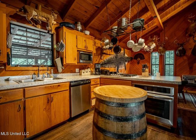 Castens Creek Pics-28 | Image 11