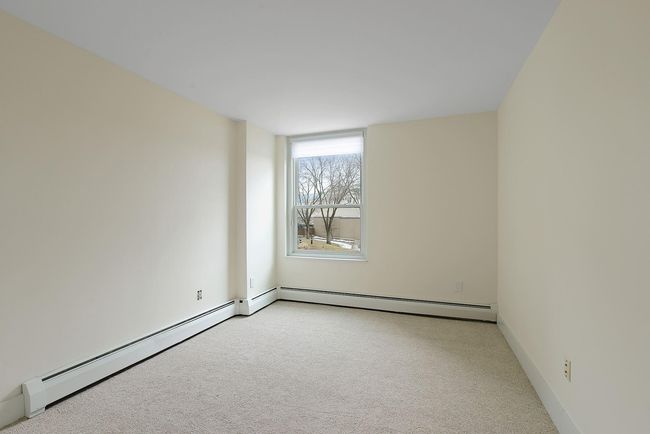 APT-108 - 1425 W 28 Th St, Condo with 2 bedrooms, 2 bathrooms and null parking in Minneapolis MN | Image 15