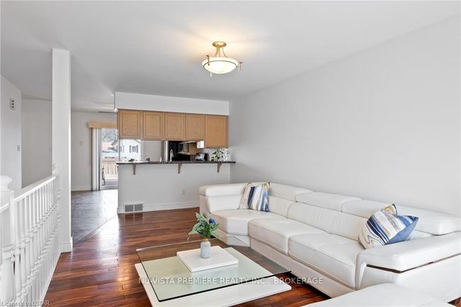 2812 Southridge St, House other with 4 bedrooms, 0 bathrooms and 2 parking in Windsor ON | Image 6