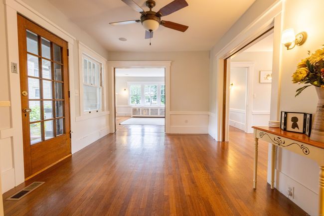 336 Main St, House other with 5 bedrooms, 2 bathrooms and null parking in Wethersfield CT | Image 15