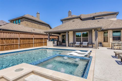 3804 Pine Valley Ln, Arlington, TX, 76001-5353 | Card Image