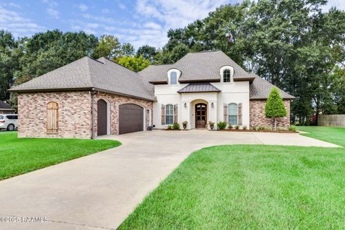 195 Rue De Hunter, Opelousas, LA, 70570-4787 | Card Image