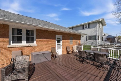 809 Grove Street, Beaver Dam, WI, 53916 | Card Image