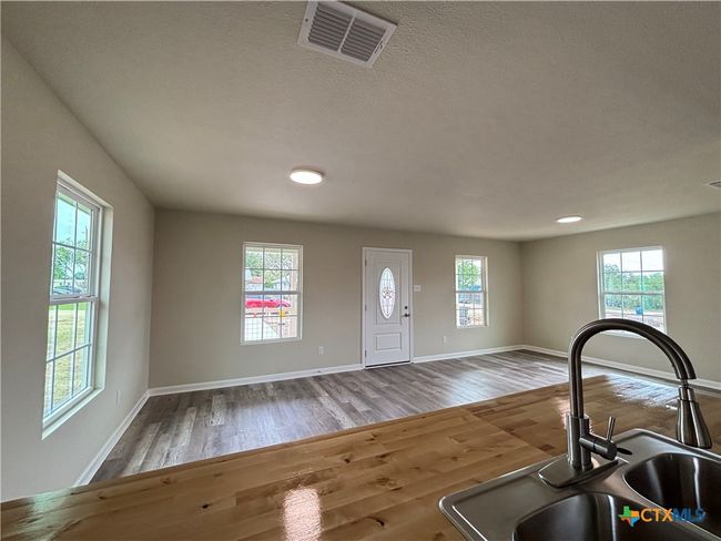 living/dining | Image 4