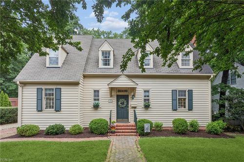 125 Indian Springs Rd, Williamsburg, VA, 23185-3938 | Card Image
