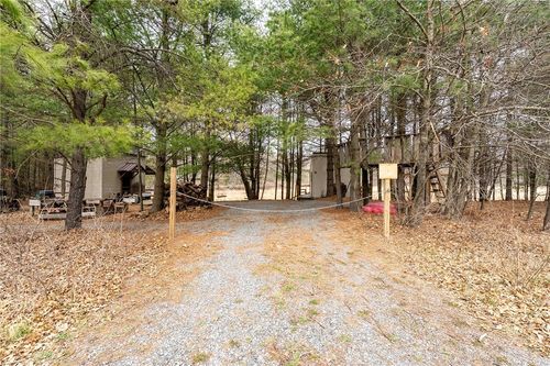 14702 Old Highway 10, Fairchild, WI, 54741-8844 | Card Image