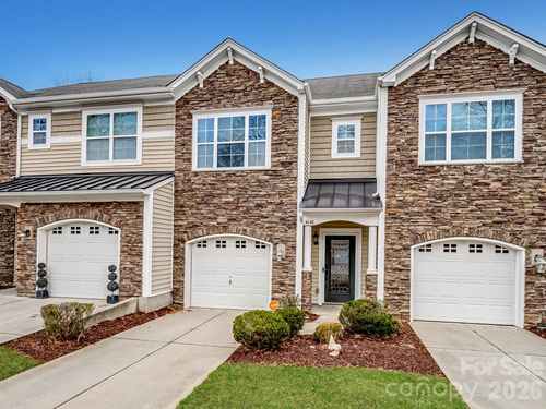 4648 Craigmoss Ln, Charlotte, NC, 28278-6673 | Card Image