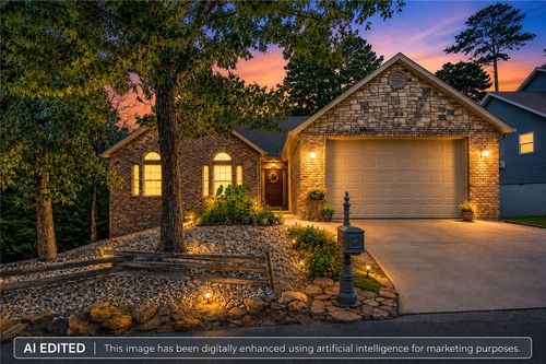 20 Hambleton Dr, Bella Vista, AR, 72714-4310 | Card Image