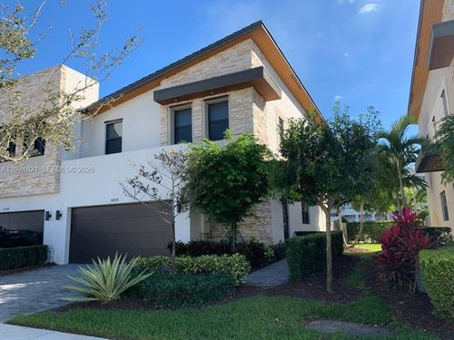 10510-10510 Nw 78th Ter, Doral, FL, 33178-6067 | Card Image