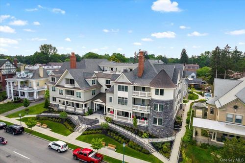unit-301-46 Union Union Ave, Saratoga Springs, NY, 12866-4477 | Card Image