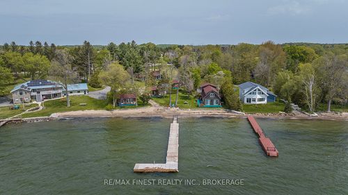 135 Thousand Island Pky, Gananoque, ON, K7G2V4 | Card Image