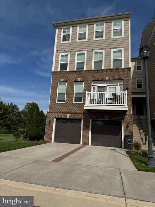25202 Split Creek Ter, CHANTILLY, VA, 20152-1814 | Card Image