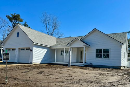 23 Forest Glen Lane, Topsham, ME, 04086 | Card Image