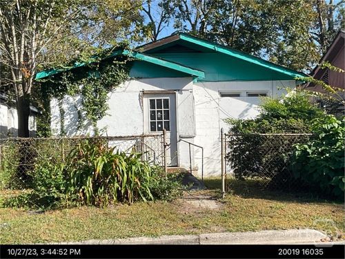 218 Ferrill St, Savannah, GA, 31415-2028 | Card Image