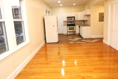 apt-1-14 Estella St, Boston, MA, 02126-1567 | Card Image