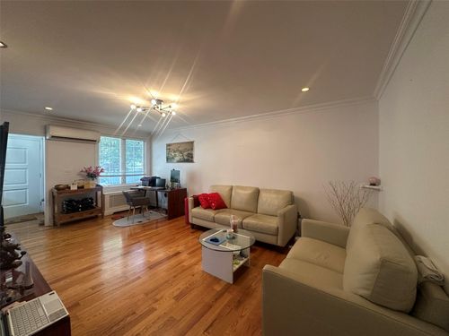 254 87th Ave, Bellerose, NY, 11426-2423 | Card Image