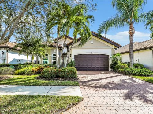 7864 Valencia Ct, NAPLES, FL, 34113-3185 | Card Image