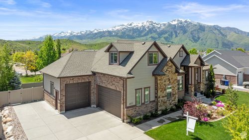 4423 Ranch Blvd, Mountain Green, UT, 84050-6401 | Card Image