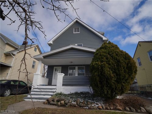 3043 W 111th St, Cleveland, OH, 44111-1809 | Card Image