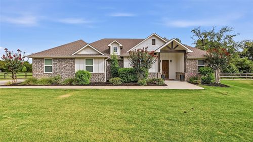 10468 Cornwall Ln, Iola, TX, 77861-4578 | Card Image