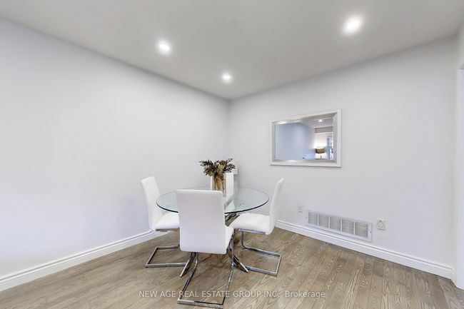 1506 Harwood Dr, House attached with 4 bedrooms, 3 bathrooms and 1 parking in Milton ON | Image 9
