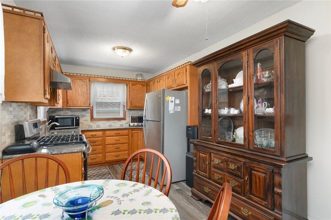 70 Silver Spring Ave, House other with 3 bedrooms, 1 bathrooms and 6 parking in Riverside RI | Image 14