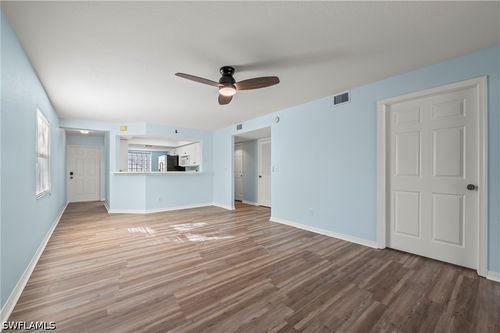 94-26658 Little John Ct, BONITA SPRINGS, FL, 34135-7318 | Card Image