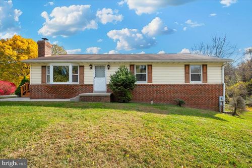 29007 Ridge Rd, MOUNT AIRY, MD, 21771-4430 | Card Image