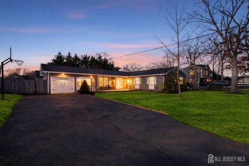 1150 Wake Forest Dr, Toms River, NJ, 08753-3053 | Card Image