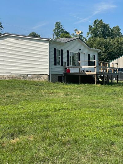 5132 1611 Highway, House other with 3 bedrooms, 2 bathrooms and null parking in Russell Springs KY | Image 1