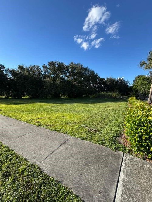 3627 Michigan Avenue, FORT MYERS, FL, 33916 | Card Image