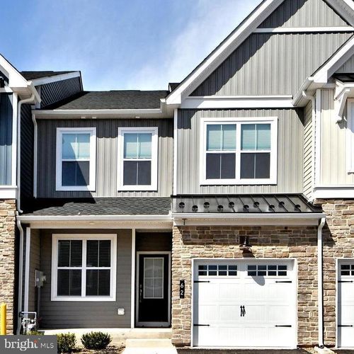 62 Ironwood Dr, ROYERSFORD, PA, 19468-4369 | Card Image
