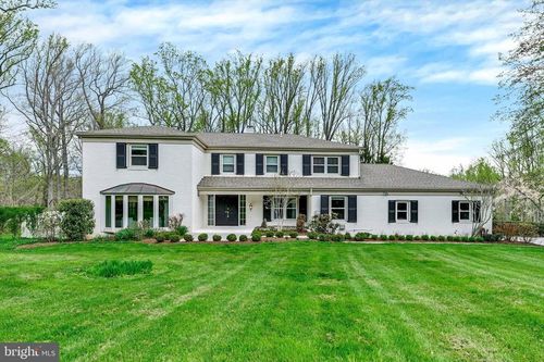 9 Crestline Ct, OWINGS MILLS, MD, 21117-4336 | Card Image