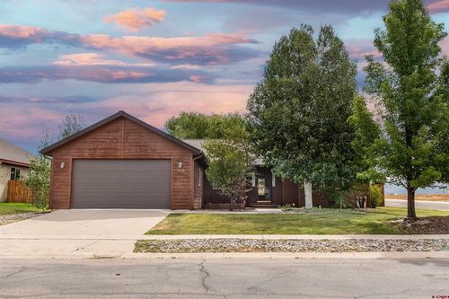 600 Magnolia Ct, Bayfield, CO, 81122-8624 | Card Image
