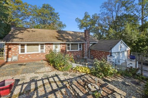 69 Mountainview Ave, Mount Arlington, NJ, 07856-1168 | Card Image