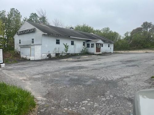 7 Fairbanks Ave, Dannemora, NY, 12929-7738 | Card Image