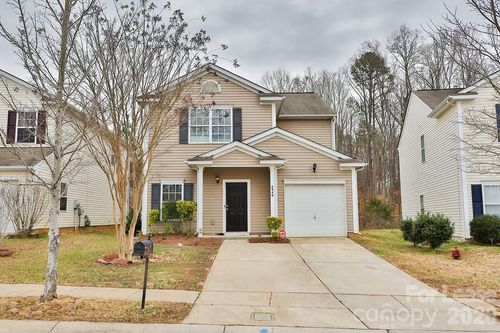 8946 Chalkstone Road, Charlotte, NC, 28216 | Card Image