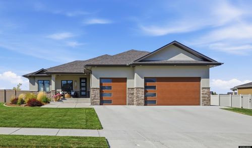 2924 Croydon Dr, Casper, WY, 82609-3813 | Card Image