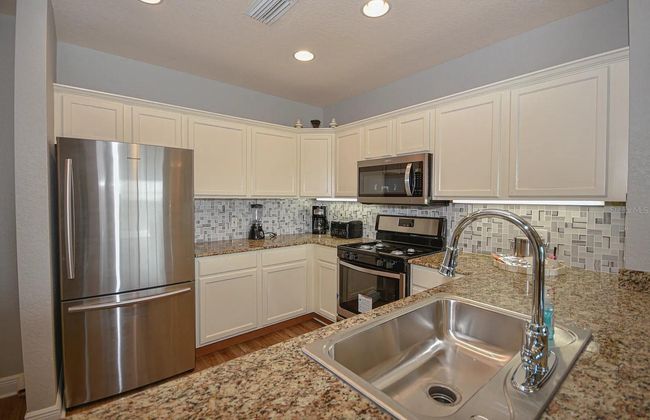 APT-302 - 1311 Seven Eagles Ct, Condo with 1 bedrooms, 1 bathrooms and null parking in Reunion FL | Image 4