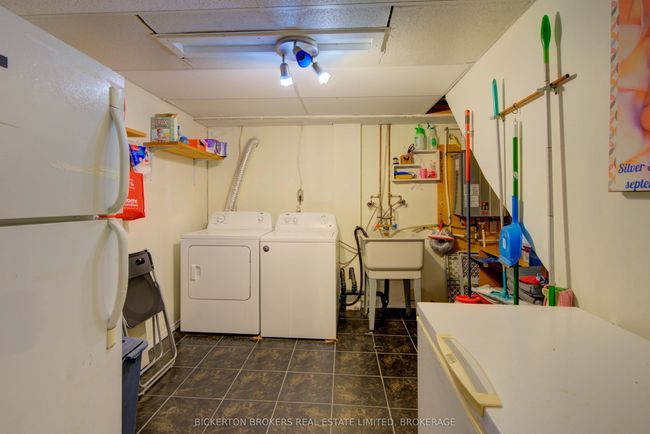 95 Railway St, House other with 3 bedrooms, 2 bathrooms and 6 parking in Lansdowne ON | Image 31